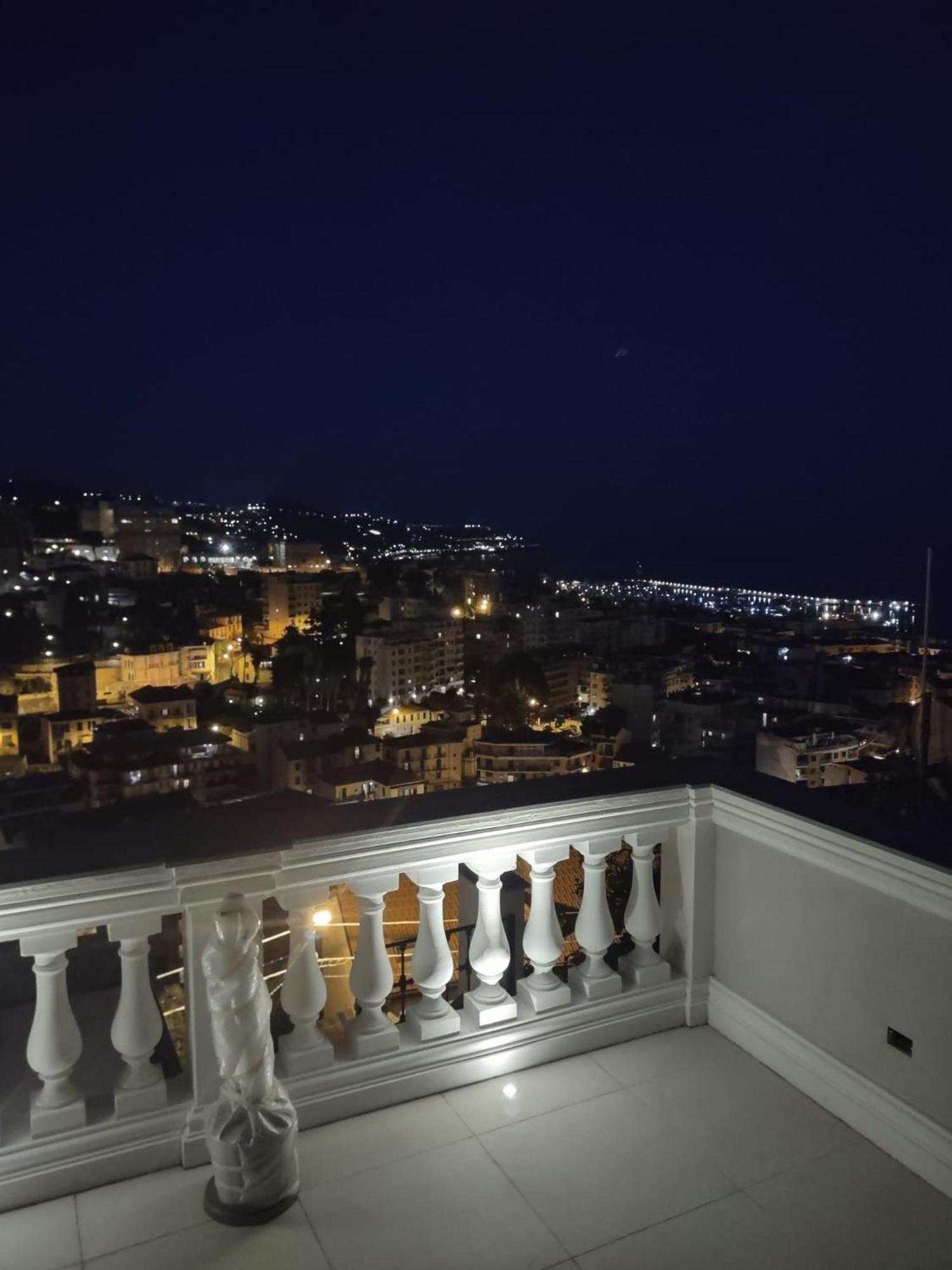 Loft 6 Di Cuori Apartamento Sanremo Exterior foto